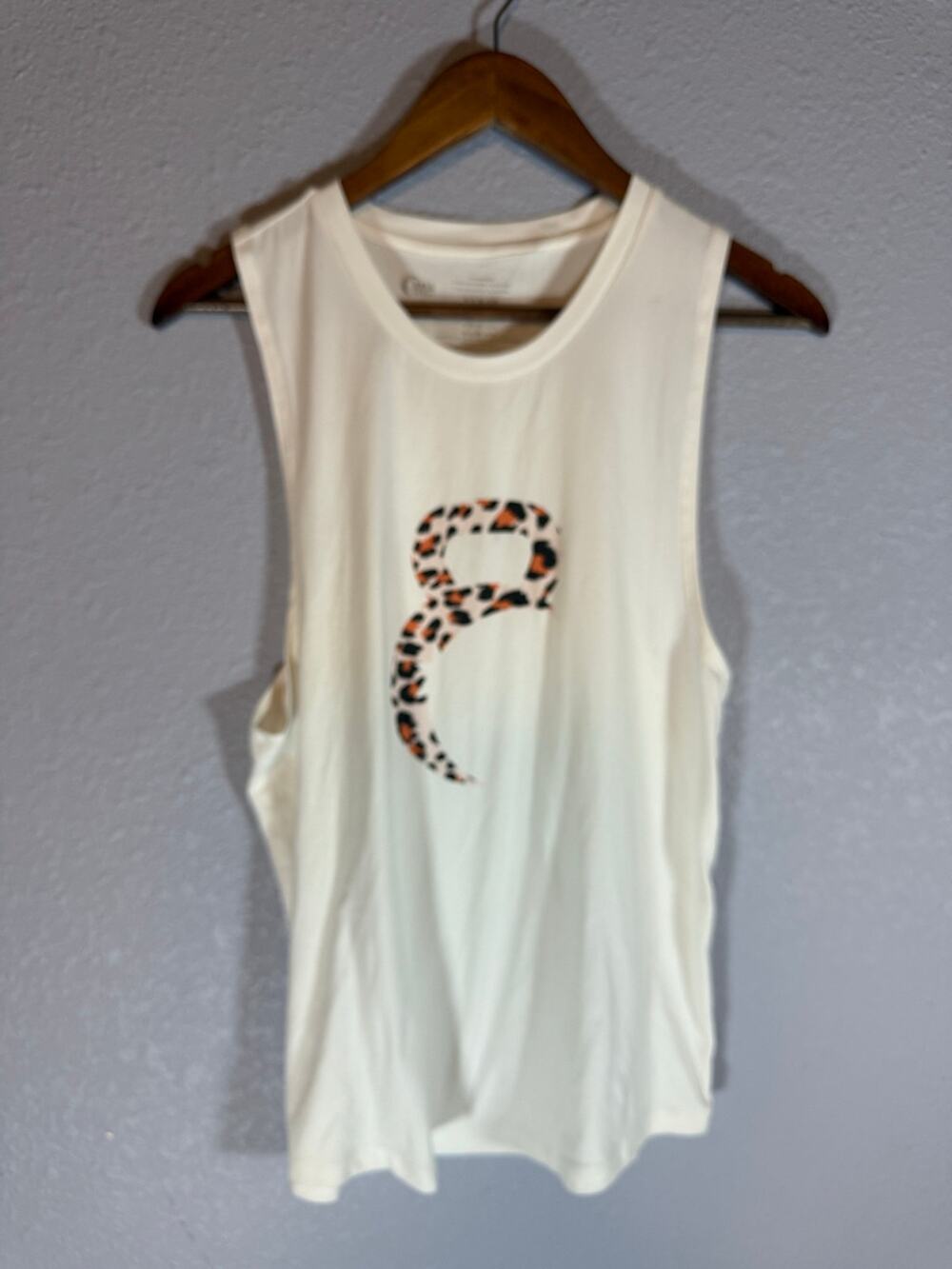 ZYIA Active Women’s Large White Leopard Kettle Moon Muscle Tank